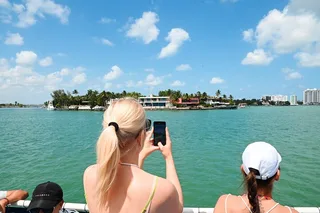 Miami City Tour and Star Island Boat Cruise