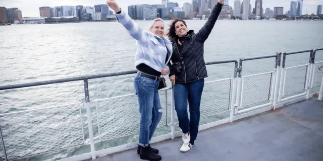 Boston Small Group Driving Tour with Harbor Cruise - Image 3