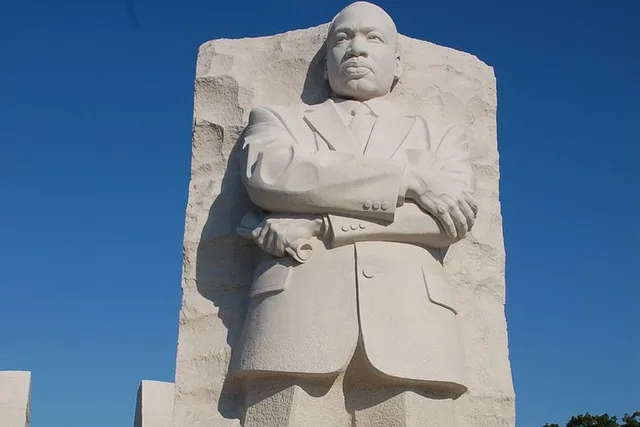 Washington D.C. Virtual Tour of Martin Luther King Memorial - Image 2