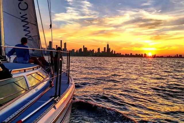Chicago Private Sunset Sail on Lake Michigan - Image 1