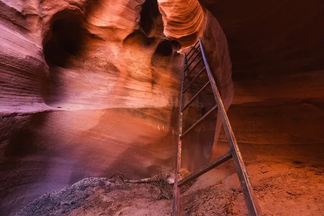 Wind Canyon Slot Tour - Image 2