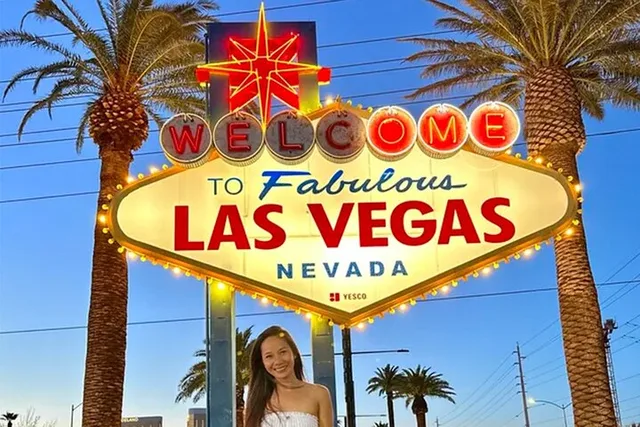 Las Vegas Sightseeing City Tour - Image 1