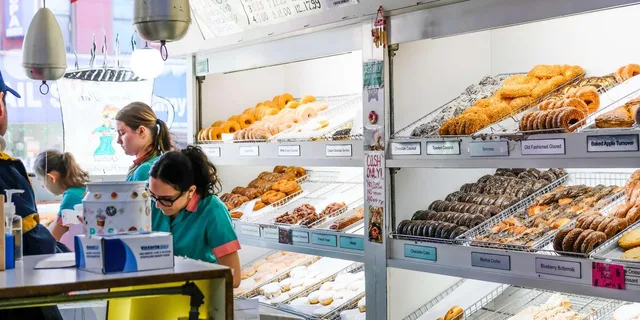 Brooklyn Donut Tour - Image 4