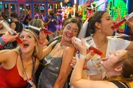 Nashville Bar and Club Crawl thumbnail 4