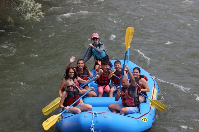 Glenwood Springs Family Rafting Adventure 2 Hr - Image 4