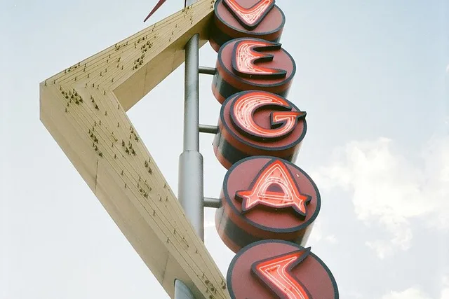 Las Vegas Self-Guided Audio Walking Tour - Image 3