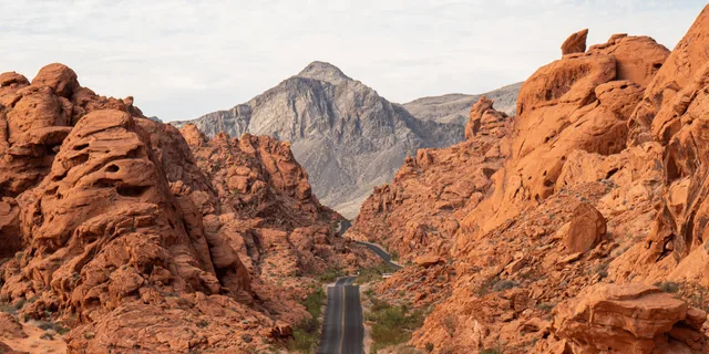 Las Vegas Hoover Dam and Valley of Fire Tour - Image 1