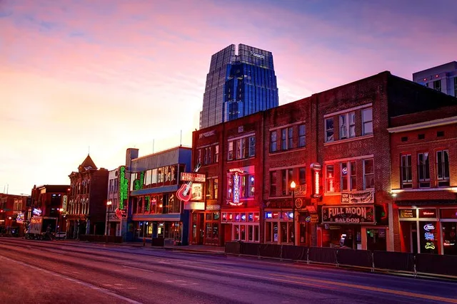 Nashville Private Love Story Tour - Image 2