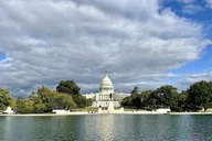 Washington DC Limousine City Tour thumbnail 4