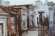 New Orleans Voodoo & Cemetery Tour 2 hr thumbnail 1
