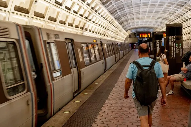 Washington D.C. Metro Neighborhoods Tour - Image 2