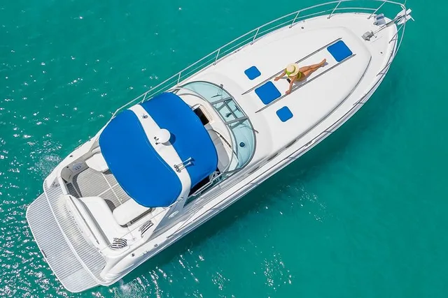 Miami Yacht Rental - Image 1
