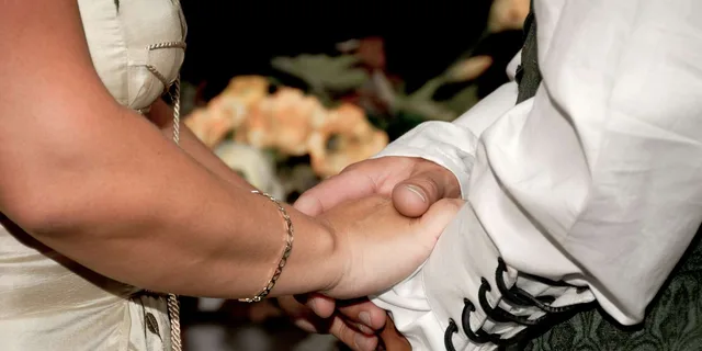 Las Vegas Wedding Ceremony with Photography - Image 3