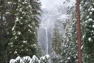 Yosemite Valley Winter Hiking Tour thumbnail 6