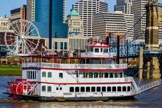 Cincinnati Walking Tour and River Cruise