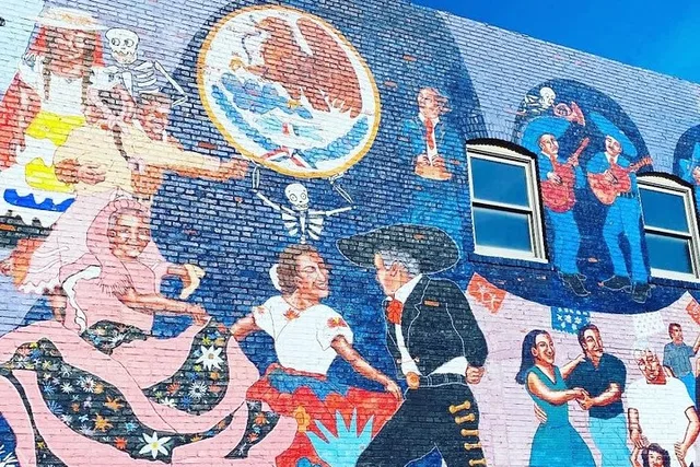 Kansas City Urban Hike and Strawberry Hill - Image 3