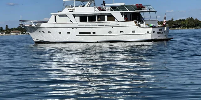 Tampa Bay Yacht Charter - Image 5