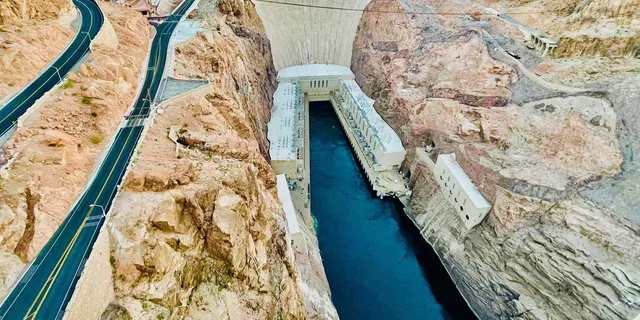 Las Vegas Grand Canyon and Hoover Dam Tour in Spanish - Image 5