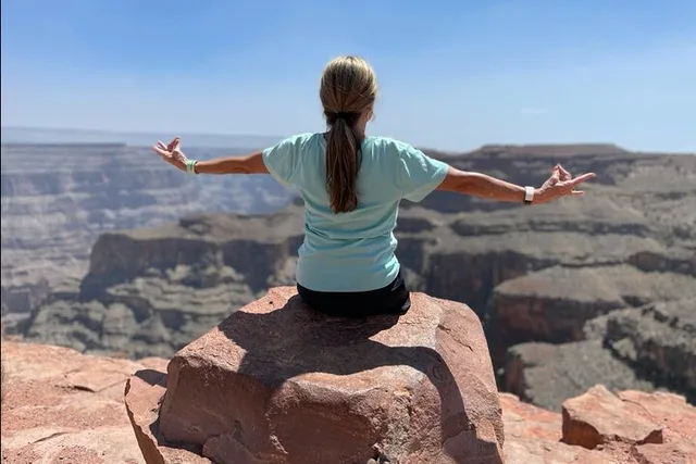 Grand Canyon Tour with Hoover Dam and Joshua Tree - Image 6