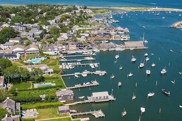 Martha's Vineyard Full Day Tour with Lunch - Image 3