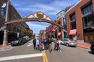 San Diego Gaslamp Quarter Walking Tour 90 min thumbnail 3