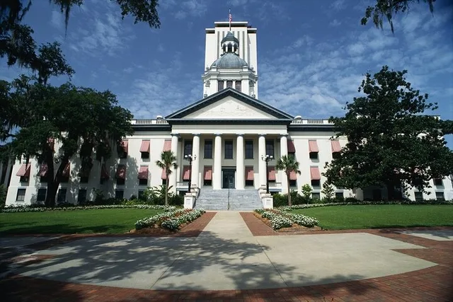 Tallahassee Scavenger Hunt Adventure - Image 1