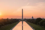 Washington DC Monuments Minibus Tour thumbnail 4