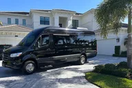 Miami Private Group Transfer Service thumbnail 3