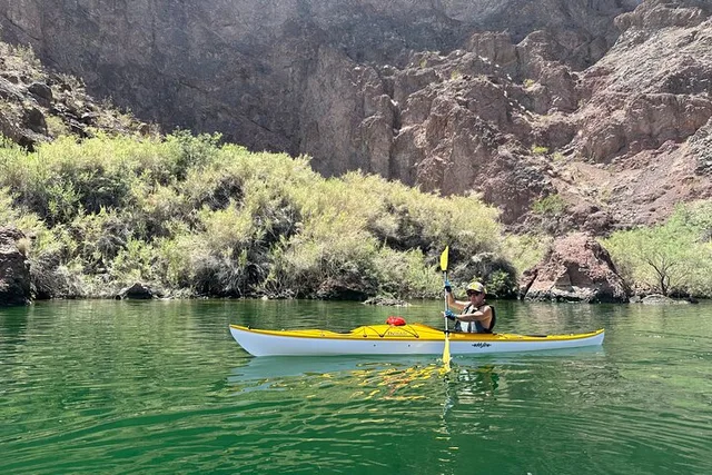 Willow Beach Kayak Tour to Emerald Cave - Image 5