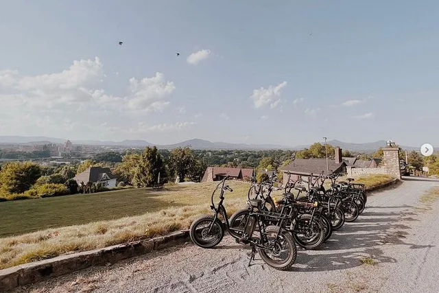 Roanoke E-bike Tour on the River Greenway - Image 4