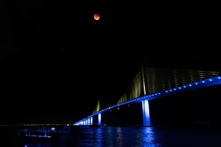 St. Pete Skyway Bridge Light Show Tour