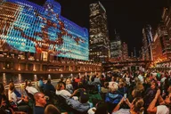 Chicago River Architecture Cruise thumbnail 5