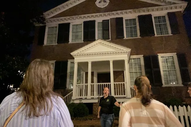 Richmond Ghost Tour in Court End 90 min - Image 2