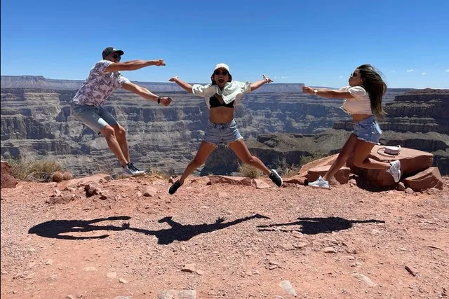 Grand Canyon Tour with Hoover Dam and Joshua Tree - Image 4