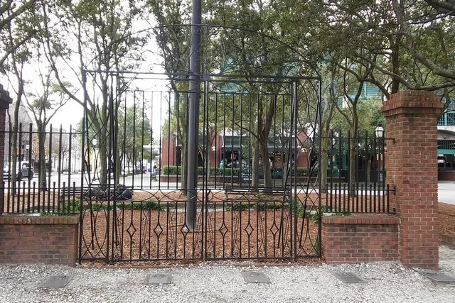 Charleston Walking Tour - Image 2