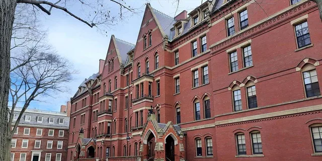 Cambridge MIT and Harvard Walking Tour - Image 3