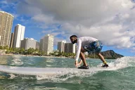 Waikiki Surf Lesson with Female Instructor 90 min thumbnail 5