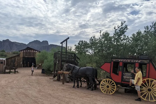 Apache Trail Steamboat Tour - Image 1