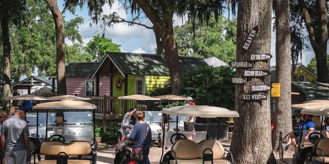 Hilton Head Daufuskie Island Ferry Round-Trip - Image 6