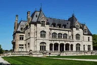 Newport Open Air Trolley Tour with Breakers Admission thumbnail 6