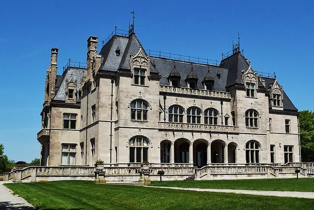 Newport Open Air Trolley Tour with Breakers Admission - Image 6