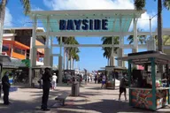 Miami Biscayne Bay Boat Cruise with Transportation thumbnail 1