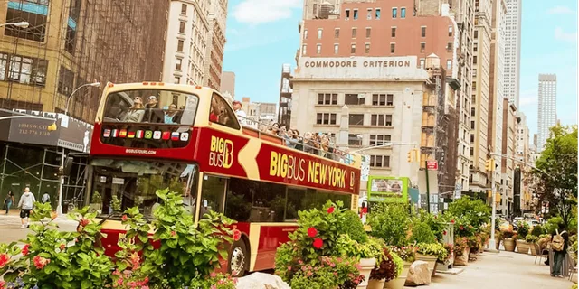 New York Hop-On Hop-Off Bus Tour with Cityscape Cruise - Image 5