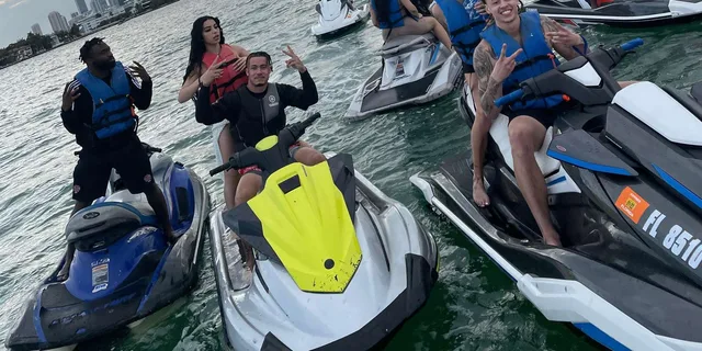 Miami Jet Ski Adventure with Speed Boat Ride - Image 4