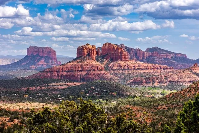 Sedona Tour Half Day - Image 1