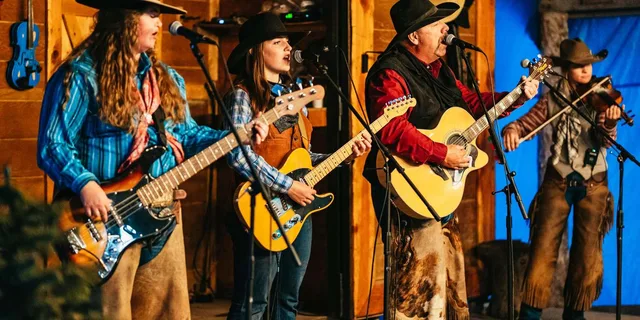Jackson Chuck Wagon Cookout and Live Show - Image 4