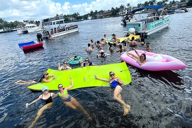 Fort Lauderdale Party Pontoon Cruise - Image 3