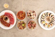 Honolulu Walking Food Tour thumbnail 4