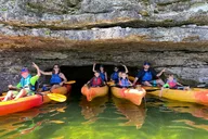 Cave Point Kayak Tour thumbnail 4