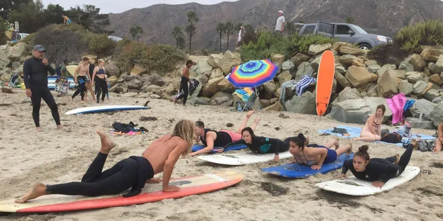 Santa Barbara Surf and Yoga Experience - Image 4